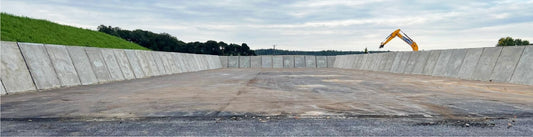 Asphalt bases for silage clamps