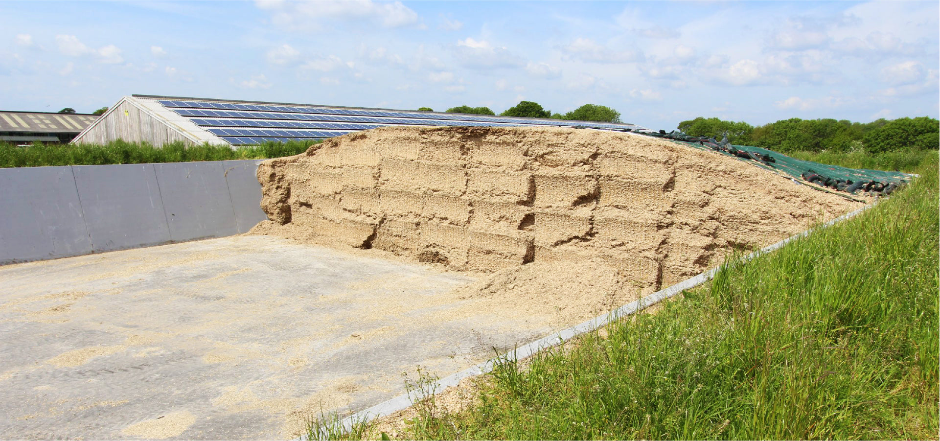 Building A Silage Stack The Leaders in Silage Storage - ARK Agriculture